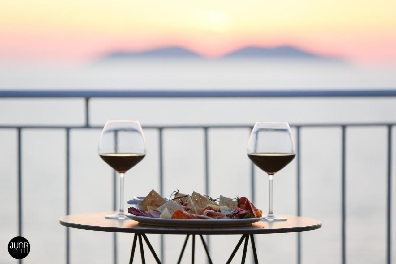 Skyhill Boutique Hotel Вльора Екстер'єр фото